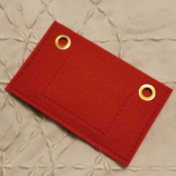 Louis Vuitton Kirigami Medium in Monogram - Picture 5 of 11